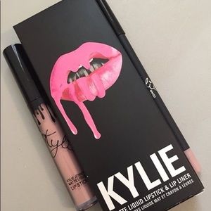 Kylie Cosmetics Naked Lip Kit ~ Brand New !